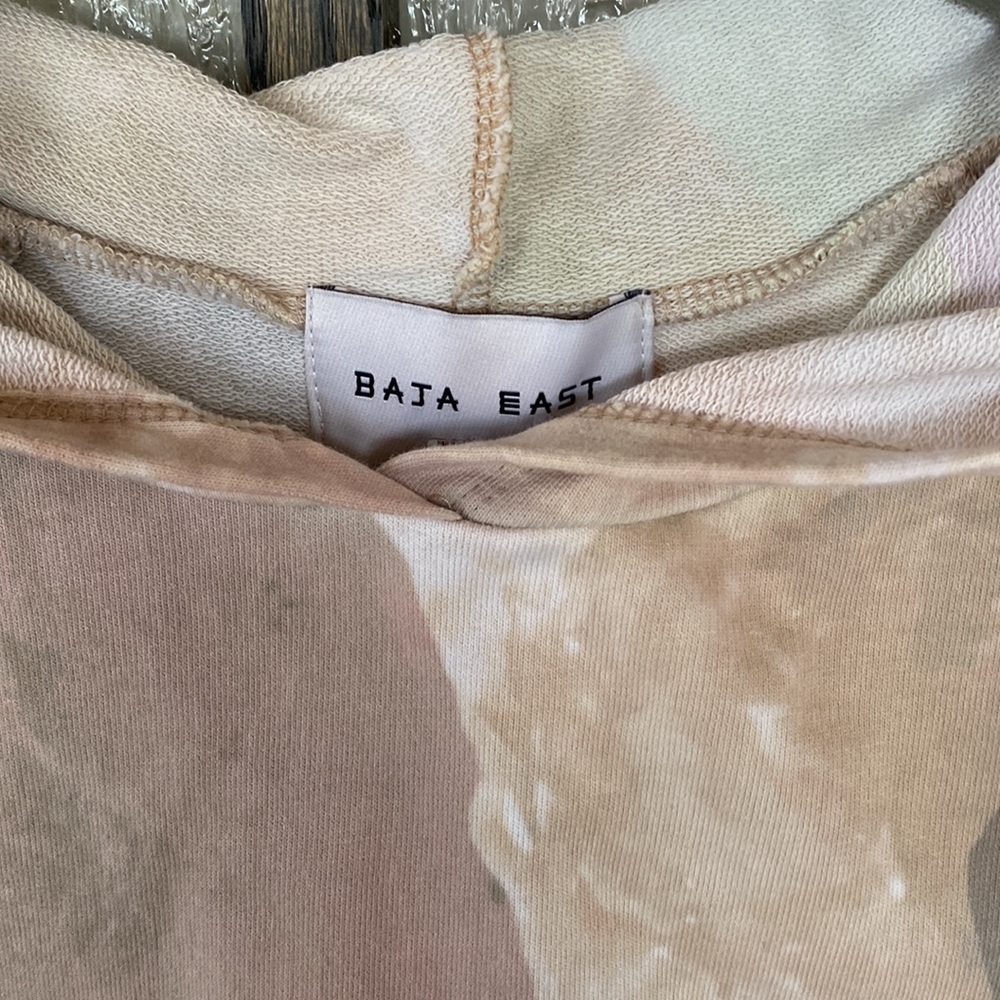 Baja East hooded sweatshirt with front pockets. Size 0 in excellent condition. - Picture 2 of 7